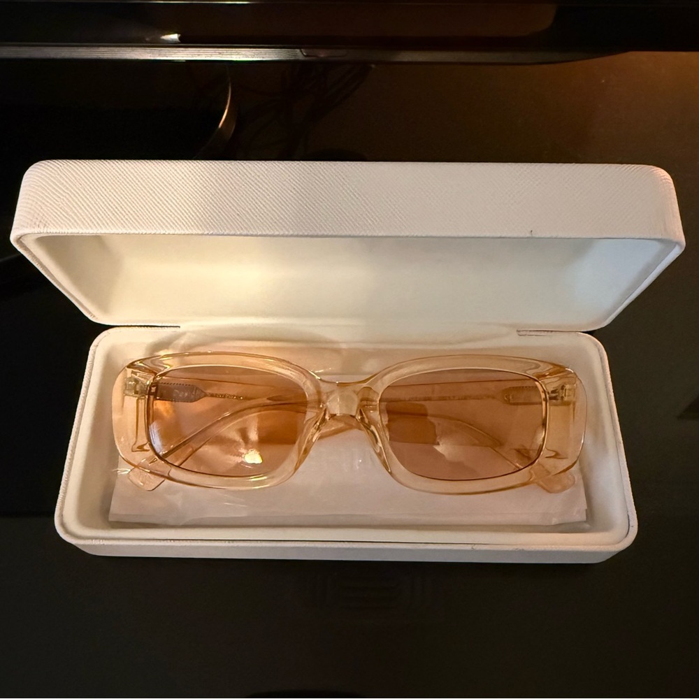 NEW in box CHIMI Sunglasses - Picture 6 of 9